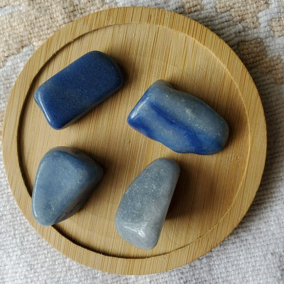 Blue Quartz Polished Stone, 1 inch Gemstone Crystal, Natural Tumbled Rock - Picture 3 of 5